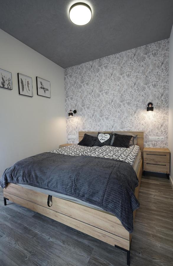 Apartament Przy Plantach Nowy Sącz Buitenkant foto